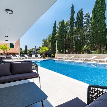 Apartment Luxury Magali