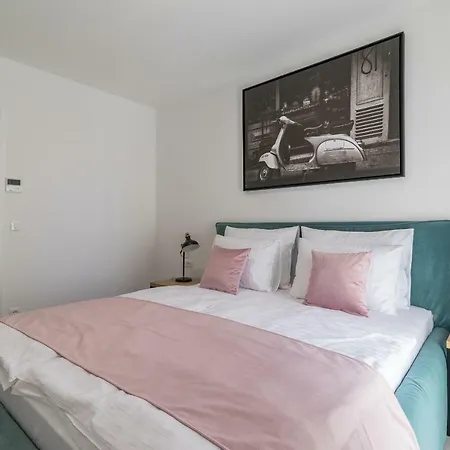 Luxury Magali