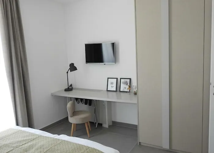 Luxury Magali Διαμέρισμα *