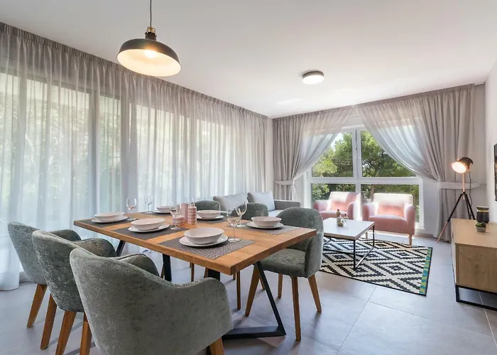 Διαμέρισμα Luxury Magali Ρόβινι